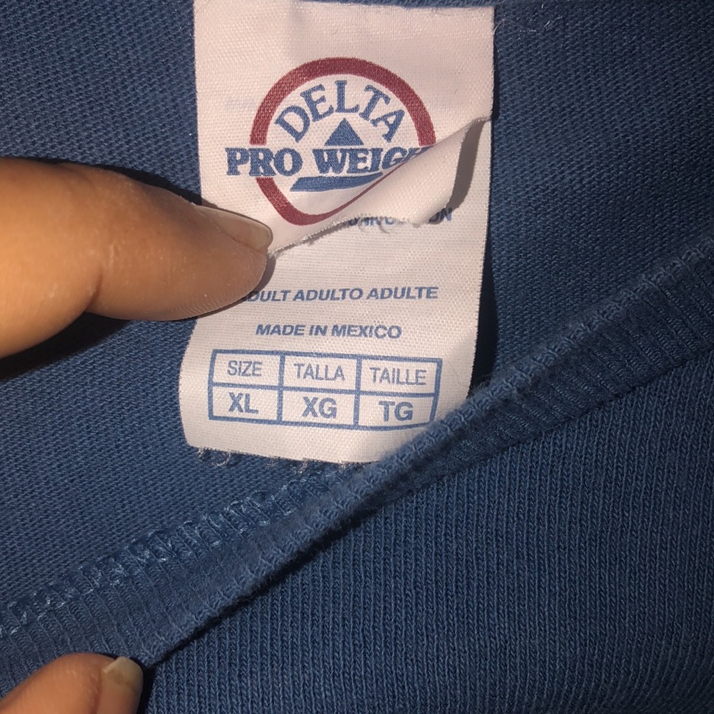 Fun logo tee - Picture 3 of 3